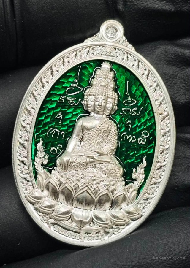หลวงปู่มหาศิลา อาจารย์ต้อม หลวงพ่อสุริยัน  จองครับ