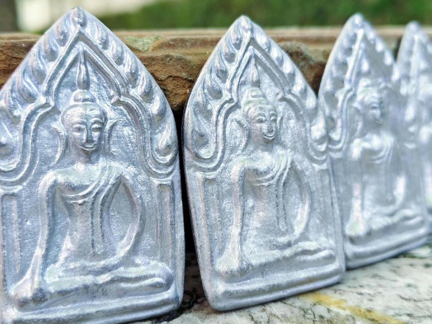  เปิดจองบูชา พระขุนแผน พิมพ์จัมโบ้ รุ่น โคตรมหาเศรษฐี อธิษฐานจิตโดย หลวงพ่อธรรมดล กิตติปัญโญ