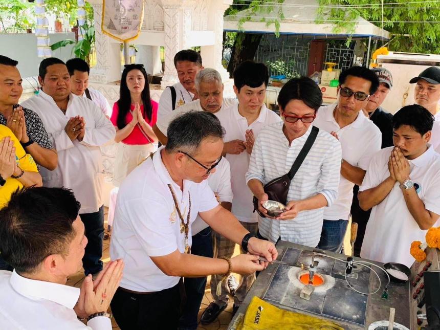 เปิดจอง หล่อเหรียญพระโพธิสัตว์พังพระกาฬ รุ่น “ฝ่าดวง” เปิดจองครับ