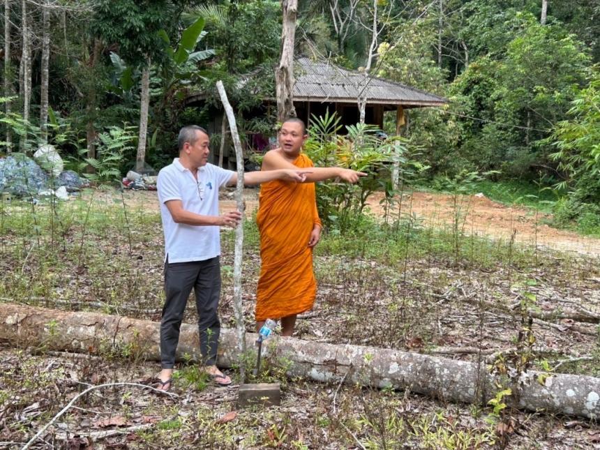 เปิดจอง องค์ตาขุนโหร       รุ่นเหนือดวง  วัตถุประสงค์ร่วมสร้างเจดีย์ ณ สำนักสงฆ์เขาอม  อำเภอสิชล จังหวัดนครศรีธรรมราช 