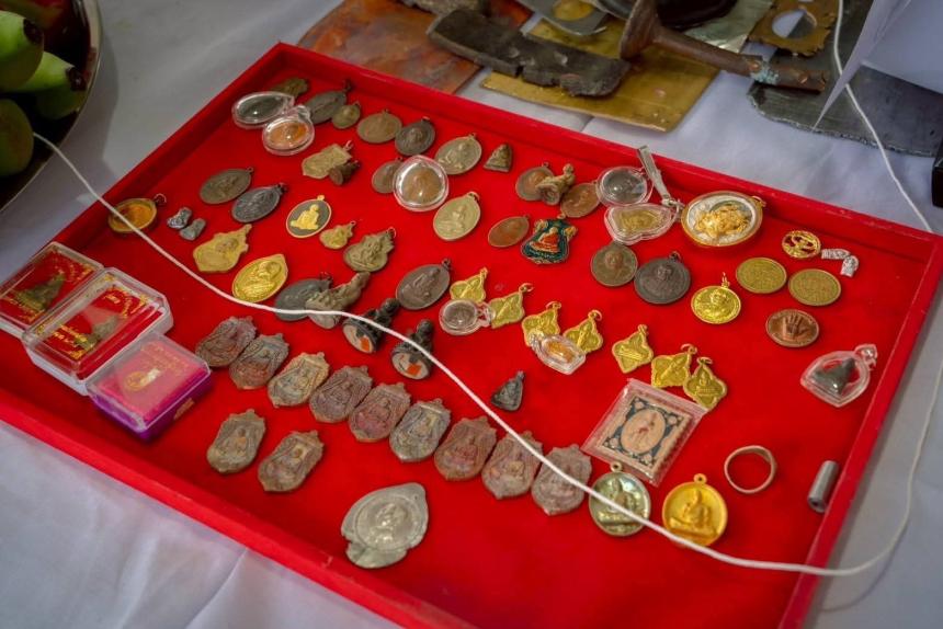 หลวงปู่ทวด_พ่อท่านคล้าย เปิดจองครับ