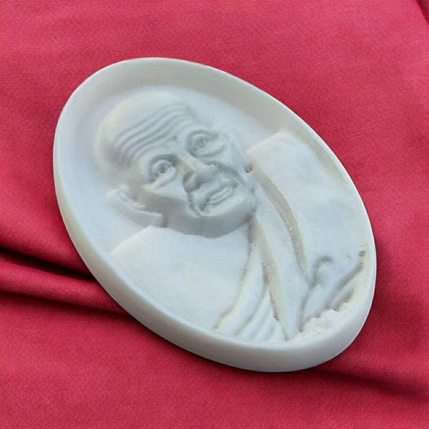 เปิดโลก…เปิดทาง…เปิดชะตา  เหรียญหลวงปู่ทวด “เปิดโลก” รุ่นแรก