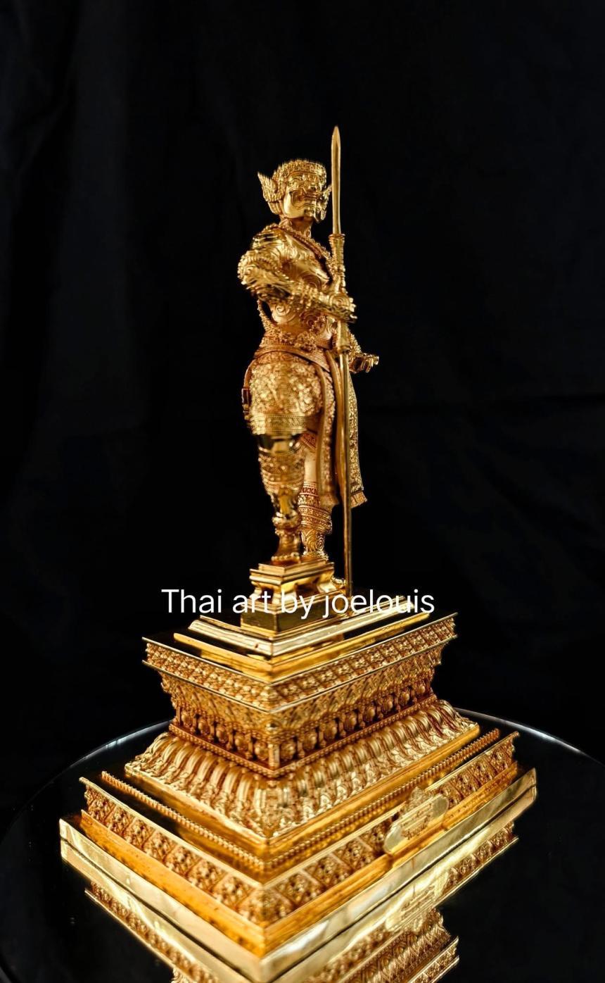 พระพิราพ เป็นอวตารปางหนึ่งของพระศิวะ (พระอิศวร) เป็นที่นับถือในฐานะบรมครูแห่งนาฏศิลป์และดุริยางค์ศิลป์ของไทย เปิดจองครับ