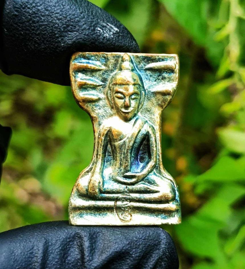 พระครูสังฆรักษ์อนุชา_วิสารโท (พระอาจารย์เซียะ) 🛕วัดวังตะเคียนทอง(วัดเก่า) จ.กำแพงเพชร เปิดจองครับ