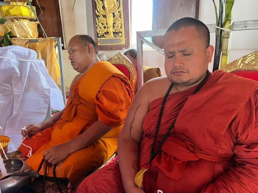 เปิดจอง พระปิดตาผงพรายแดนใต้ พระครูรังสีธรรมโสภิต (พระอาจารย์นิพนธ์)
